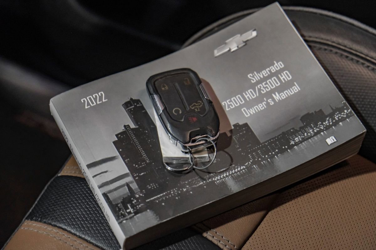 Used 2022 Chevrolet Silverado 3500 High Country image 69