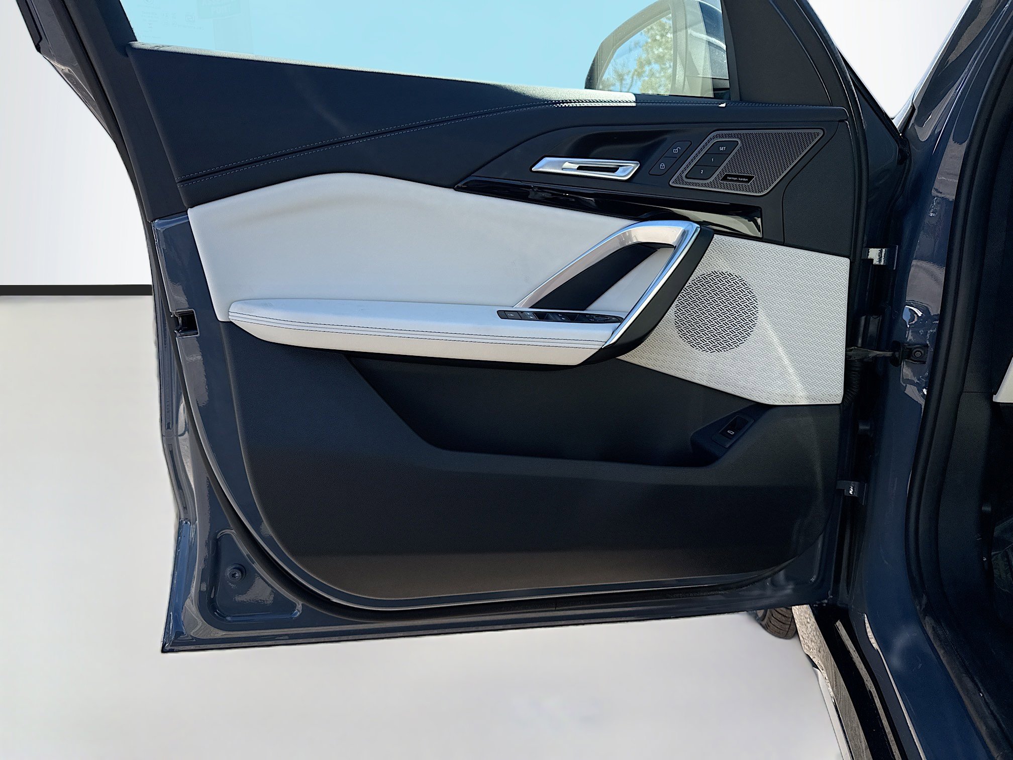 New 2026 BMW X1 xDrive28i w/ Convenience Package image 21