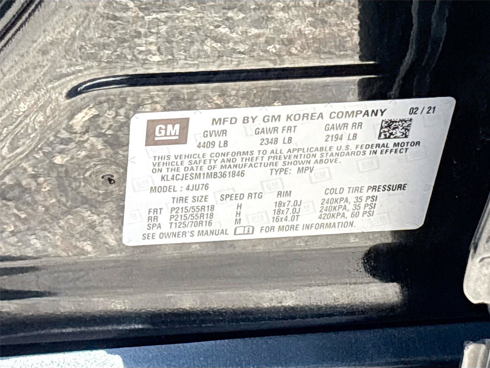 Used 2021 Buick Encore Preferred AWD/4WD image 29
