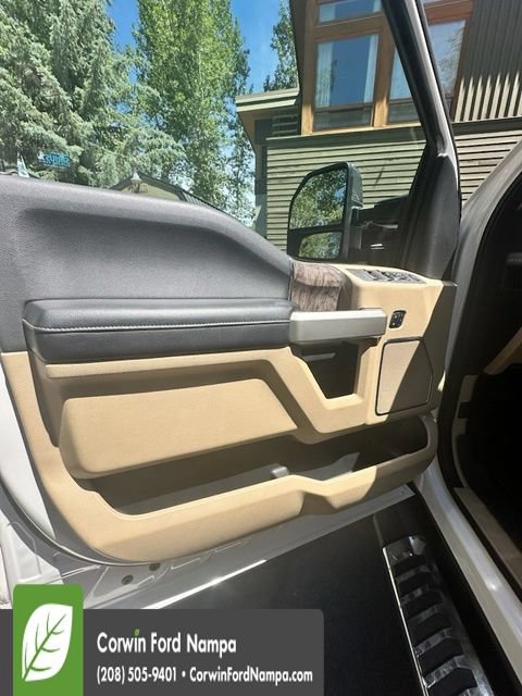 Used 2017 Ford F250 Lariat AWD/4WD image 7