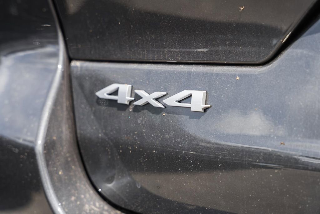 New 2025 Jeep Grand Cherokee Laredo X w/ Luxury Tech Group I image 9