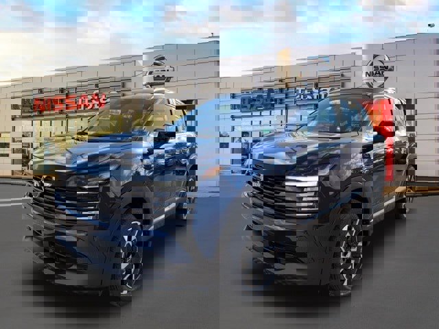 New 2026 Nissan Kicks SV w/ SV Premium Package image 2