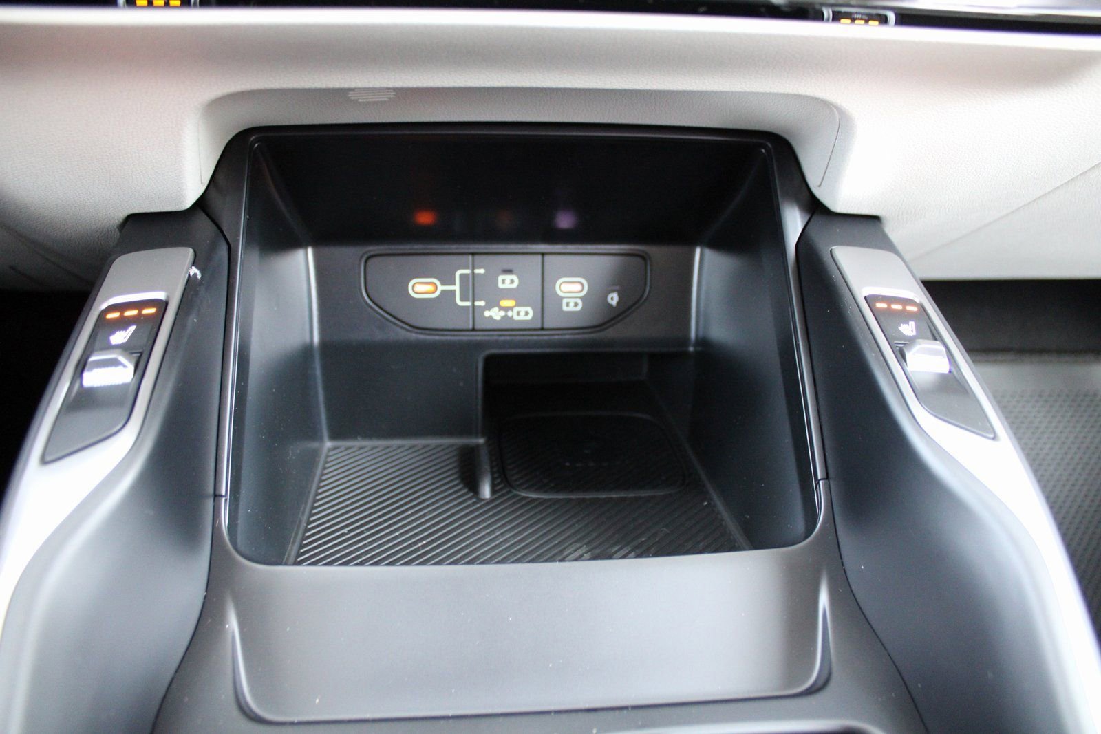 New 2026 Kia Sorento X-Line EX image 35