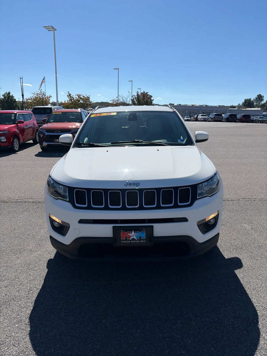 Used 2018 Jeep Compass Latitude w/ Popular Equipment Group AWD/4WD image 12