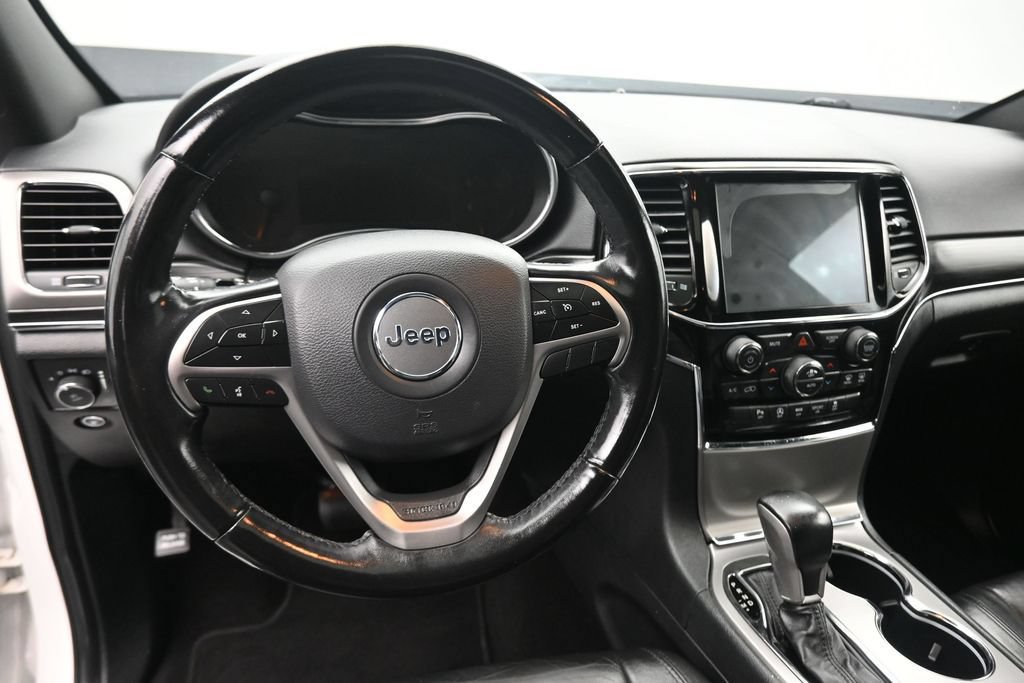 Used 2020 Jeep Grand Cherokee Limited AWD/4WD image 14