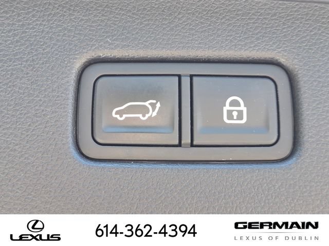 Used 2022 Genesis GV70 3.5T Sport AWD/4WD image 32