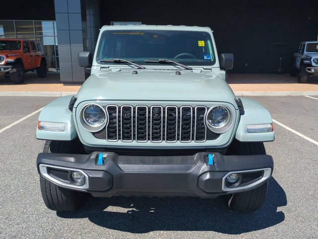 Used 2024 Jeep Wrangler Unlimited Sahara w/ Technology Group AWD/4WD image 9