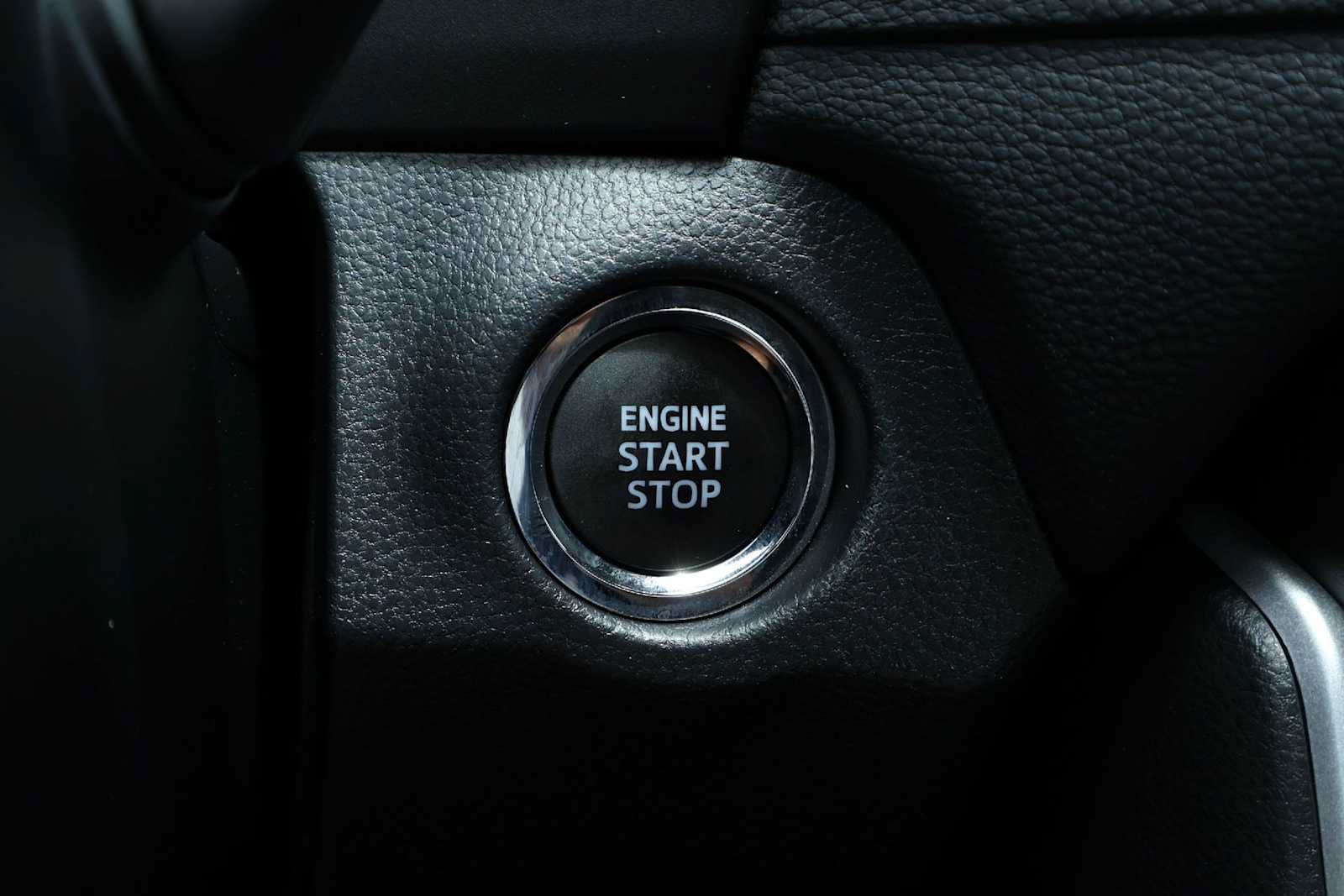 Used 2023 Toyota RAV4 XLE Premium FWD image 25