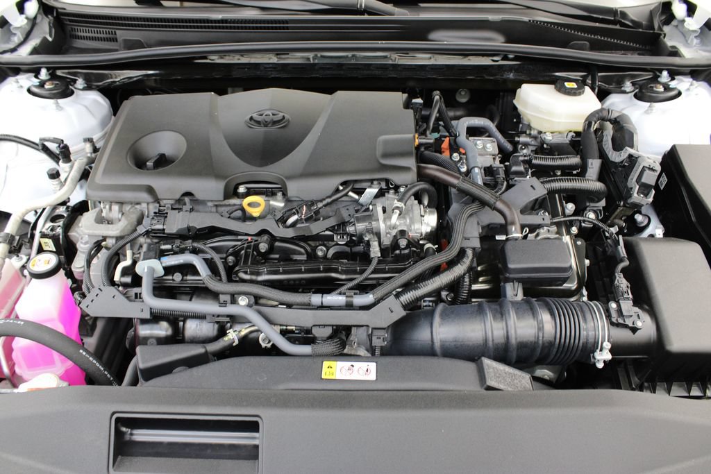 Used 2025 Toyota Camry SE FWD image 29