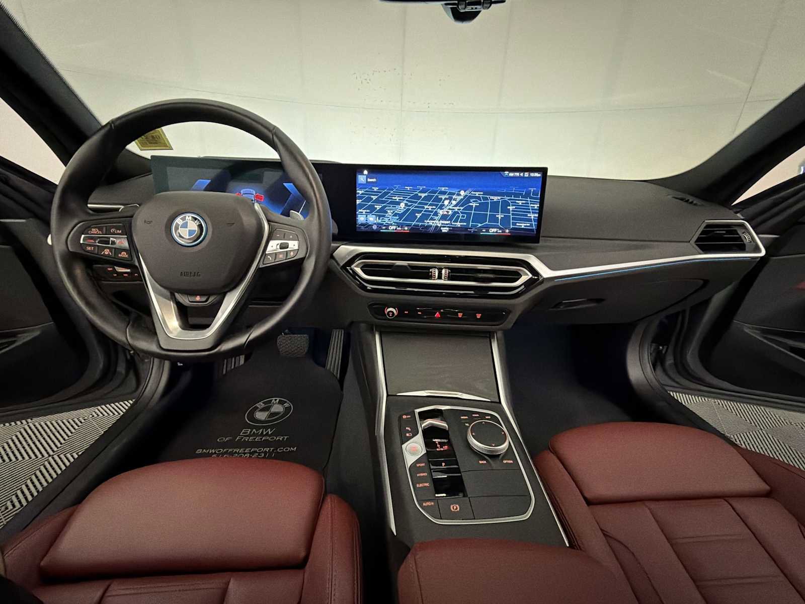 Certified 2023 BMW 330e xDrive w/ Premium Package AWD/4WD image 16
