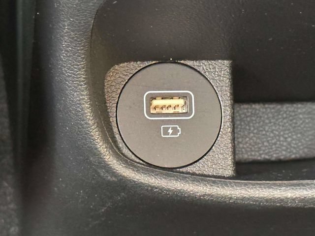 Used 2023 Hyundai Kona SE AWD/4WD image 17