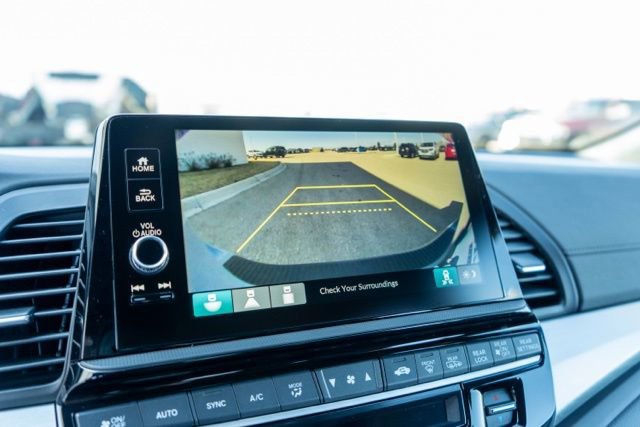 Used 2023 Honda Odyssey Elite image 26