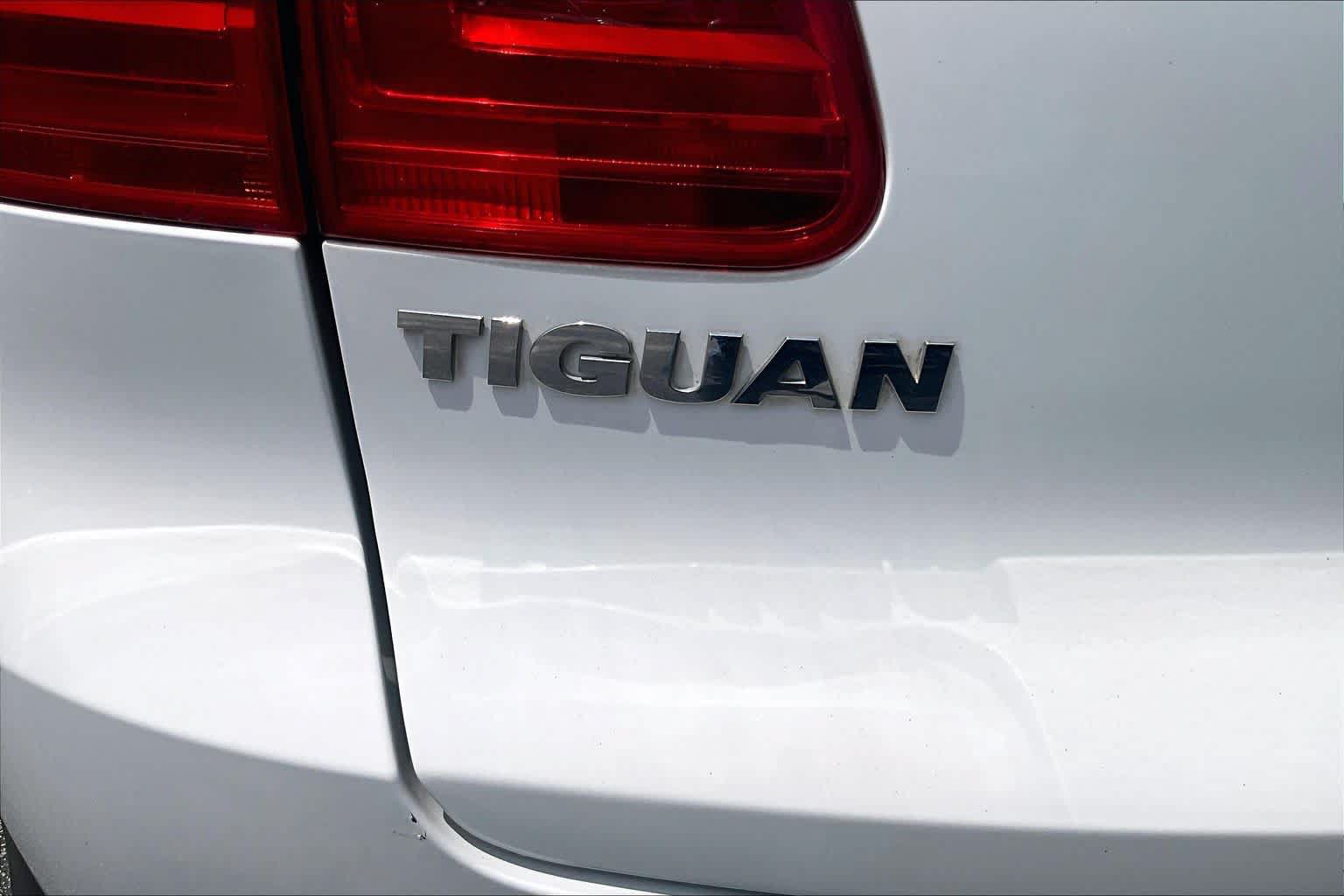 Used 2013 Volkswagen Tiguan SEL FWD image 9