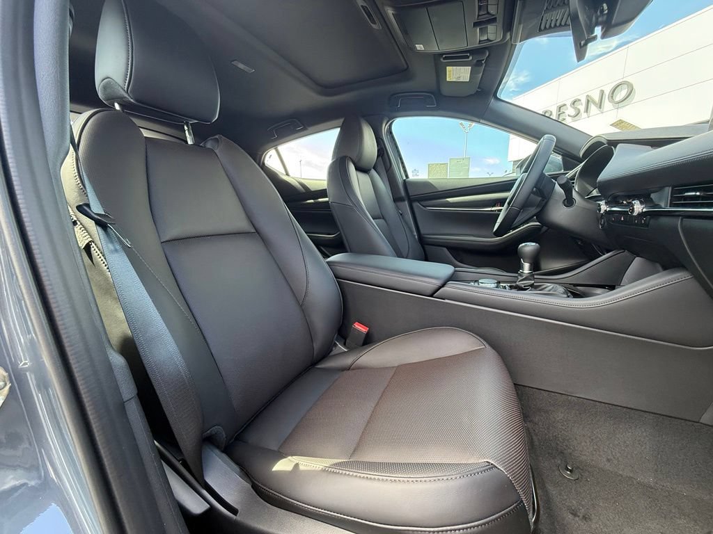 New 2026 MAZDA MAZDA3 2.5 S Hatchback w/ Premium Pkg FWD image 15