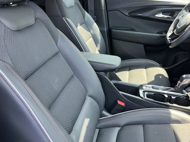 Used 2023 Chevrolet TrailBlazer RS FWD image 25