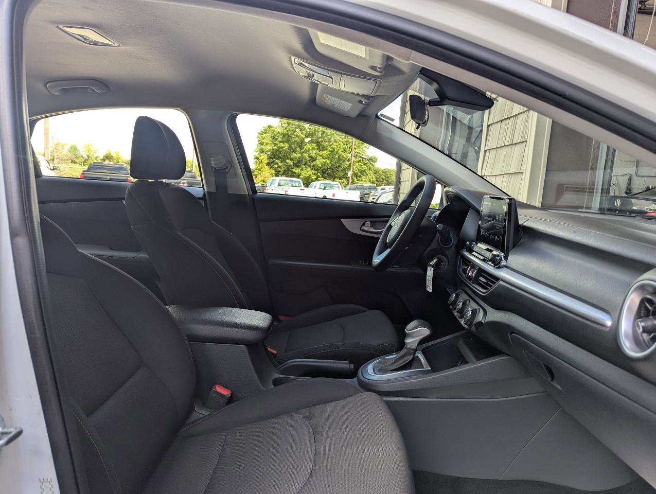 Used 2022 Kia Forte Sedan FWD image 23