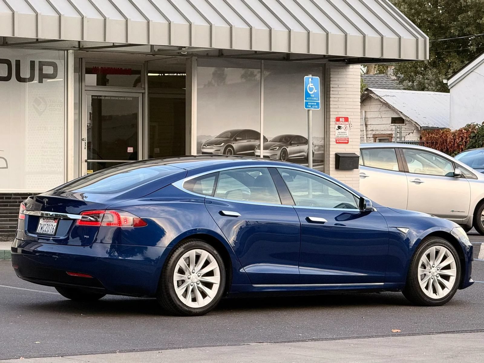 Used 2016 Tesla Model S 75 RWD image 8