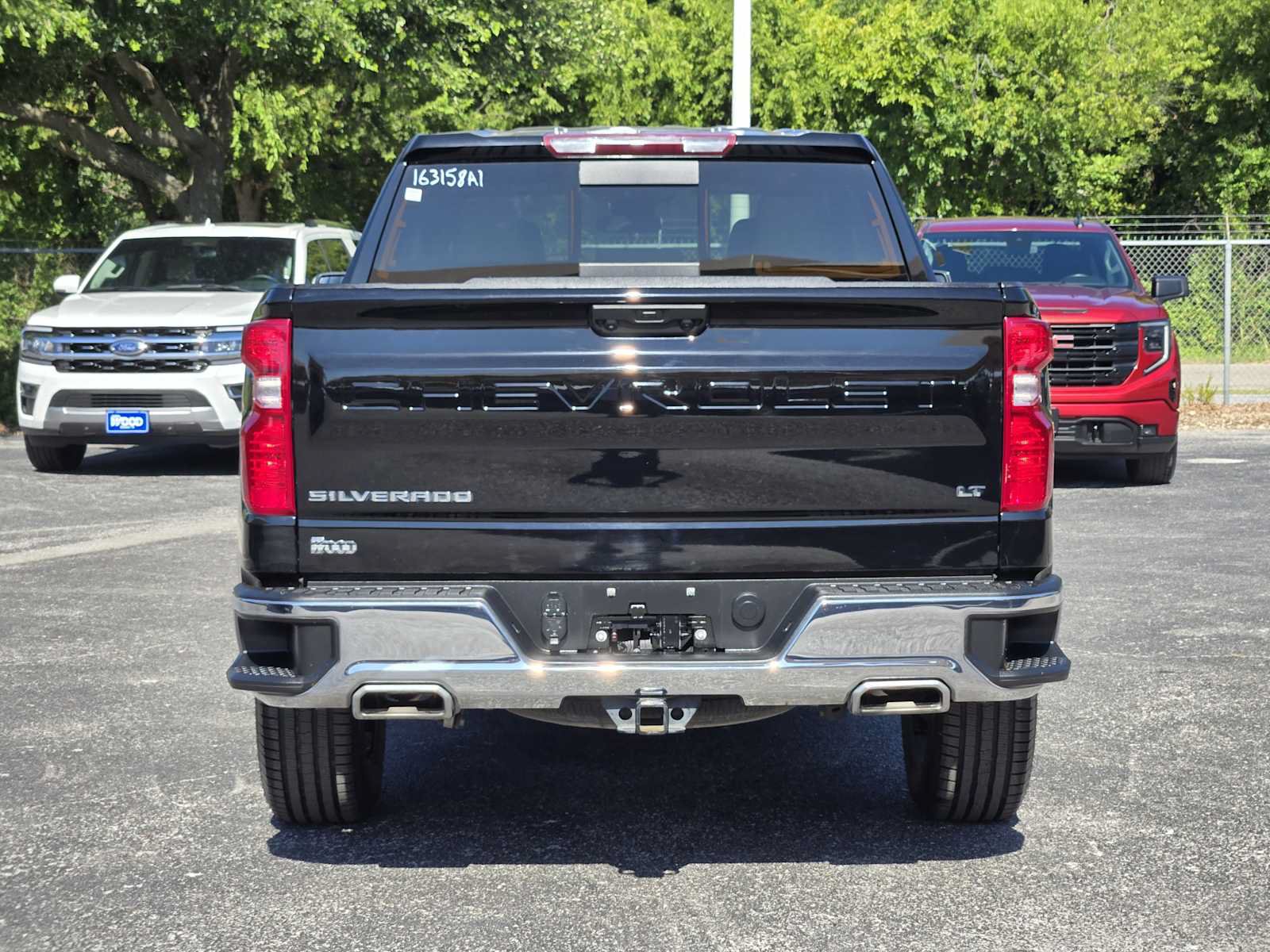 Certified 2024 Chevrolet Silverado 1500 LT w/ Z71 Off-Road Package AWD/4WD image 6