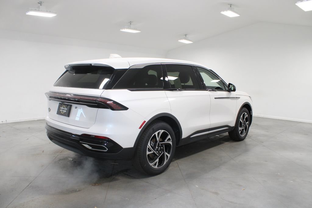 New 2026 Lincoln Nautilus Premier image 8