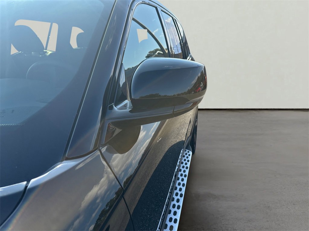 Used 2024 Jeep Grand Cherokee Altitude image 11