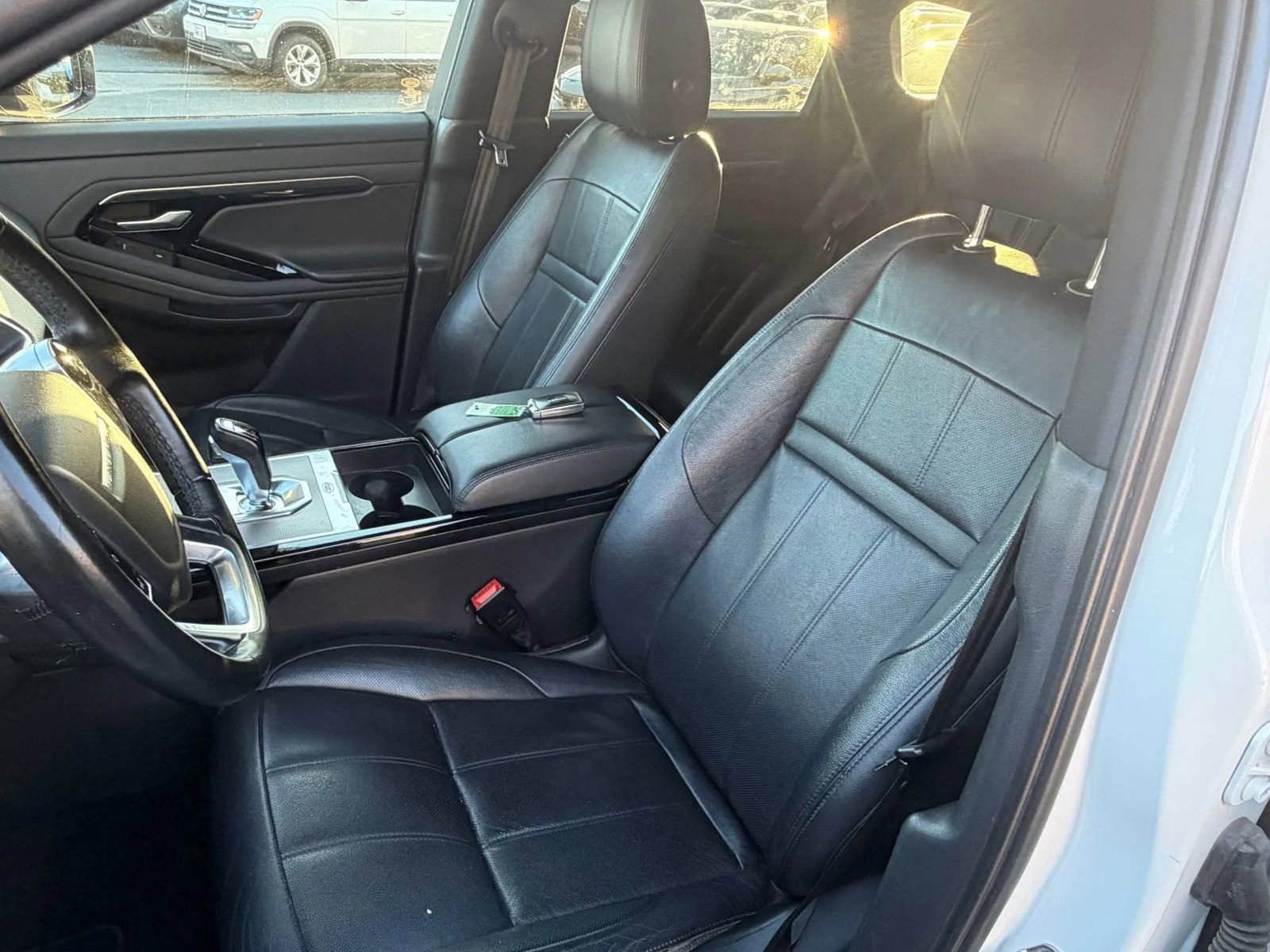 Used 2020 Land Rover Range Rover Evoque S image 14