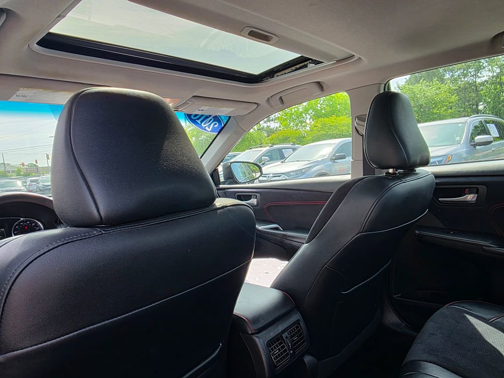 Used 2016 Toyota Camry XSE w/ Moonroof Package FWD image 45