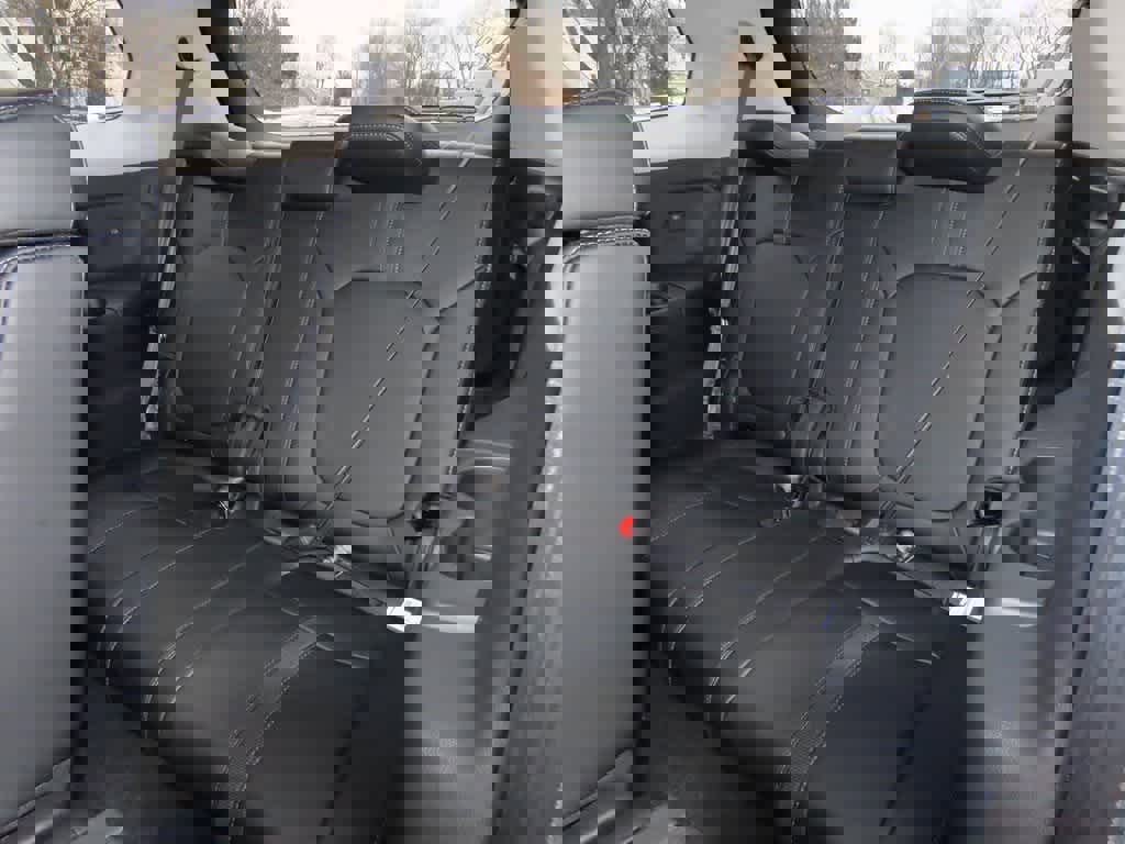 New 2025 Honda Pilot Touring image 15