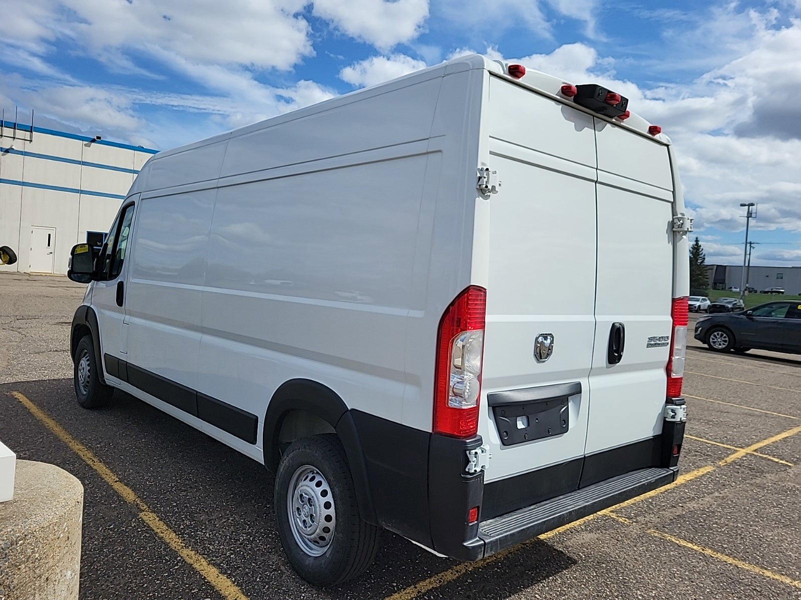 Used 2025 RAM ProMaster 3500 w/ Convenience Group FWD image 10
