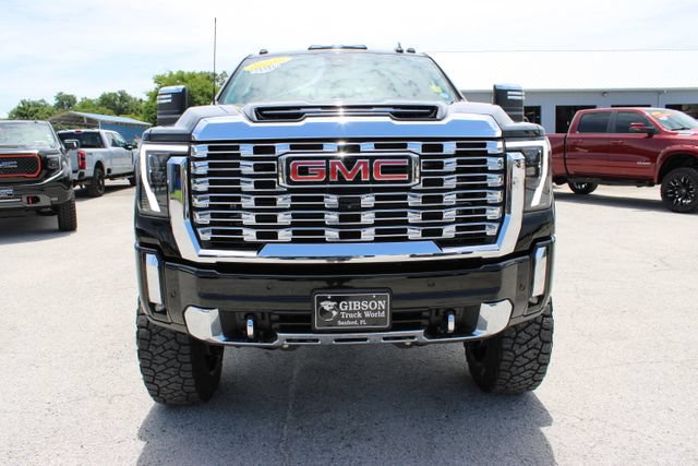 Used 2025 GMC Sierra 2500 Denali w/ Denali Reserve Package AWD/4WD image 2