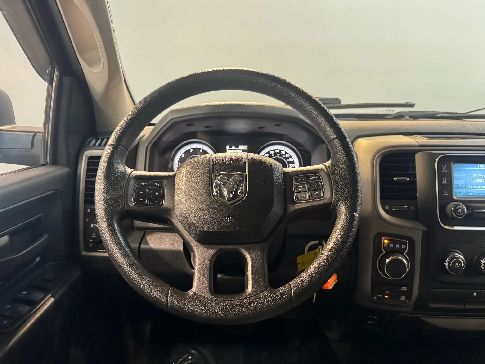 Used 2014 RAM 1500 ST AWD/4WD image 9