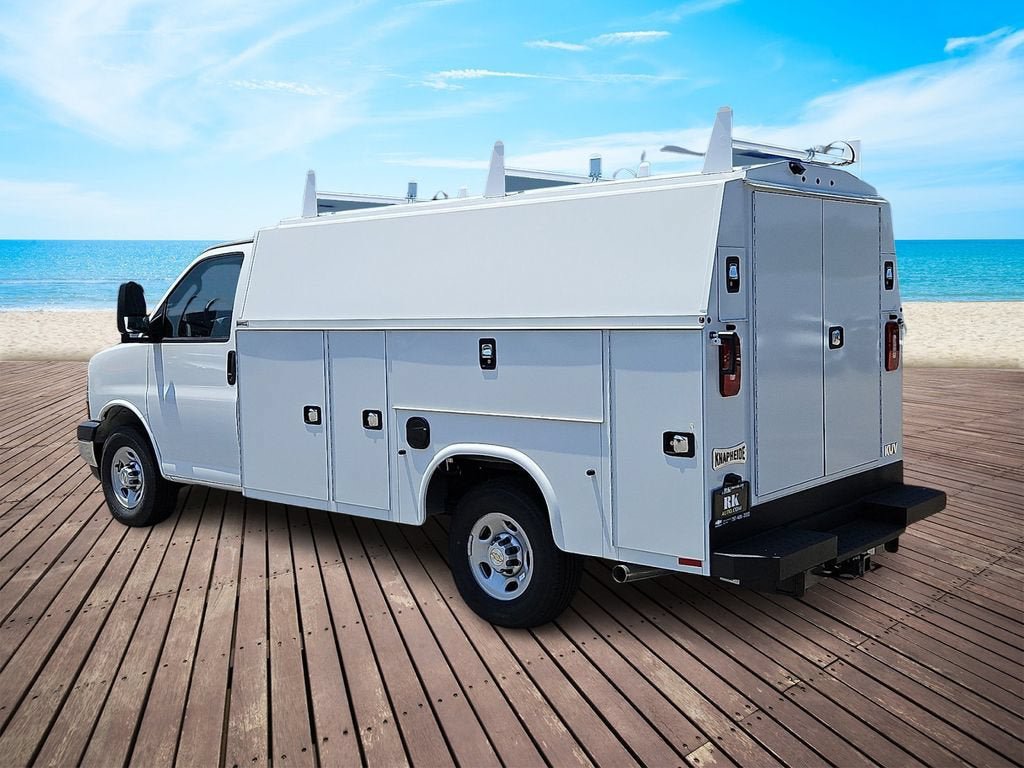 New 2026 Chevrolet Express 3500 w/ Power Convenience Package RWD image 4