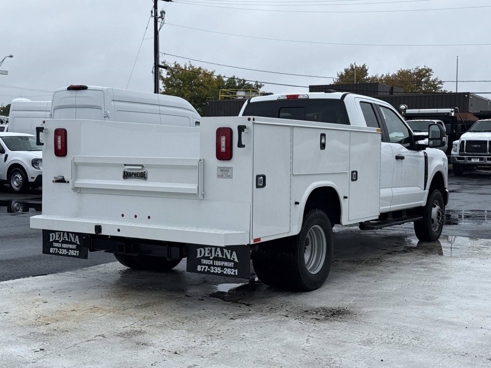 New 2027 Ford F350 XL w/ XL Chrome Package AWD/4WD image 3