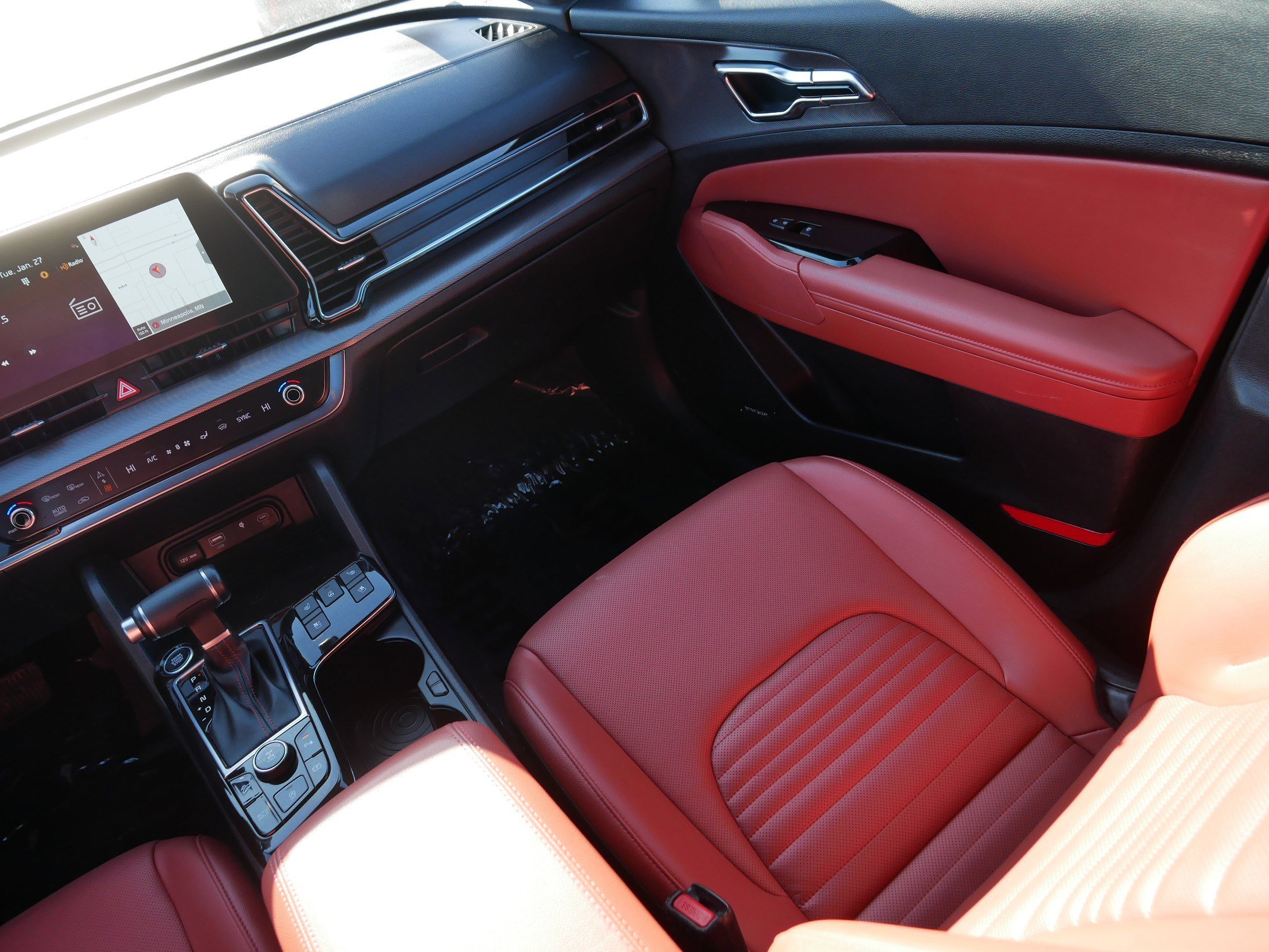 Certified 2023 Kia Sportage SX image 11