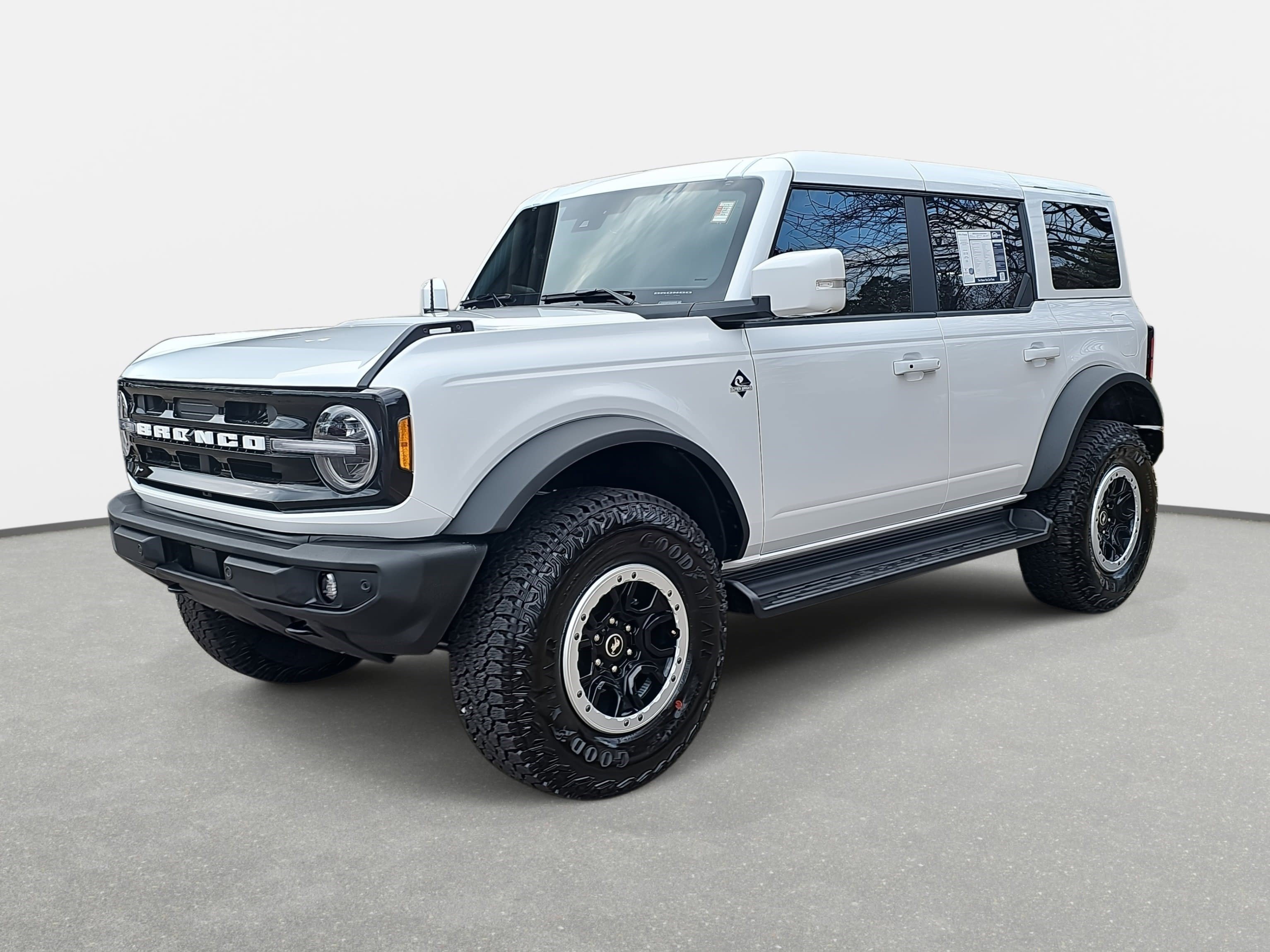 Used 2025 Ford Bronco Outer Banks w/ Sasquatch Package