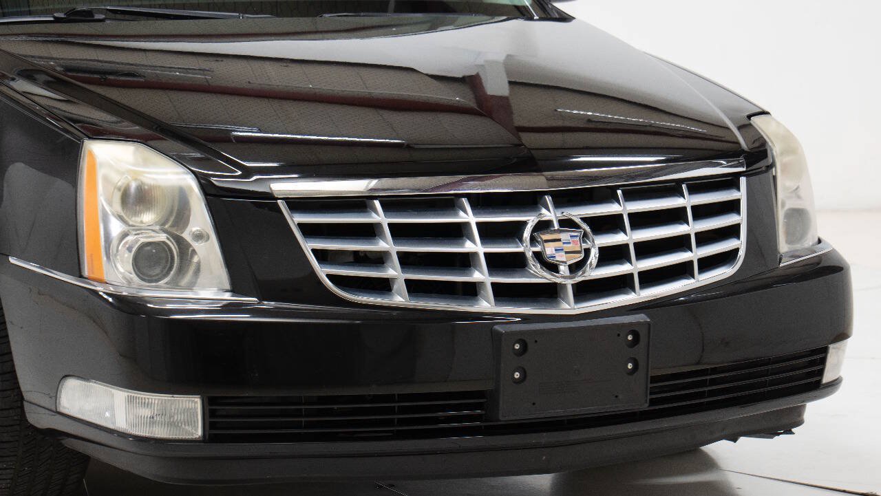 Used 2008 Cadillac DTS Limousine FWD image 10