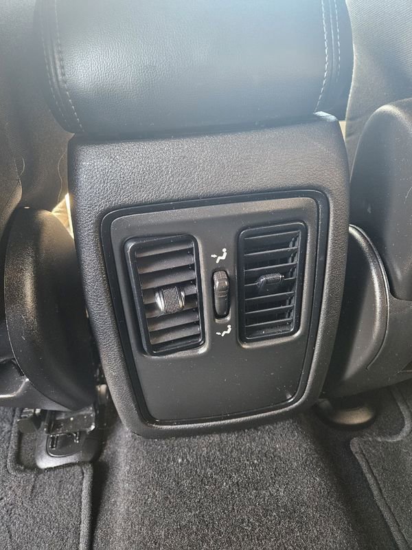 Used 2023 Dodge Durango SXT Launch Edition image 24