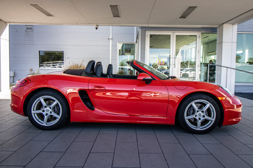 Used 2014 Porsche Boxster RWD image 3