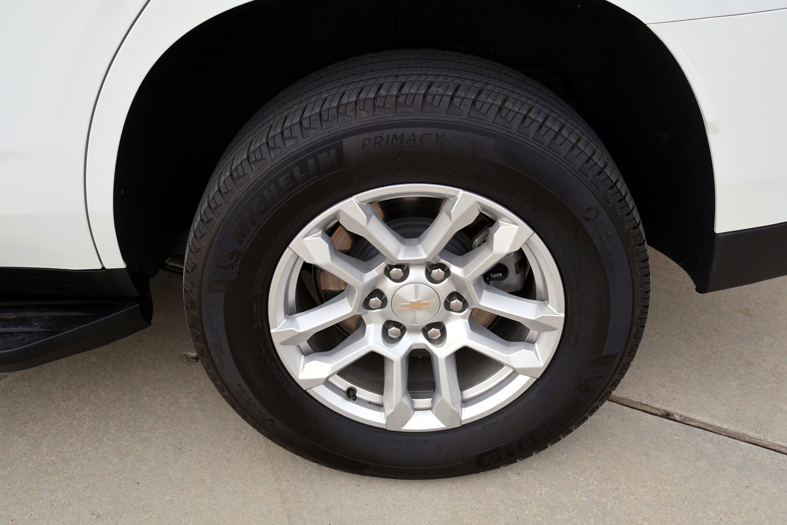 Used 2025 Chevrolet Tahoe LT AWD/4WD image 10