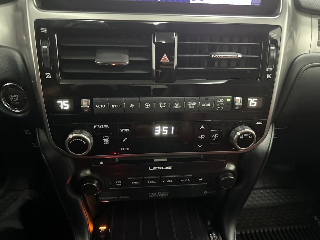 Used 2022 Lexus GX 460 Luxury w/ Off Road Package AWD/4WD image 19