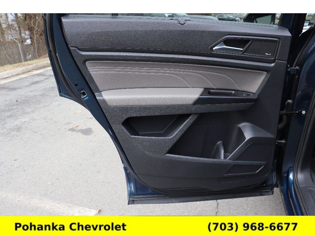 Used 2021 Volkswagen Atlas Cross Sport SEL Premium R-Line image 24