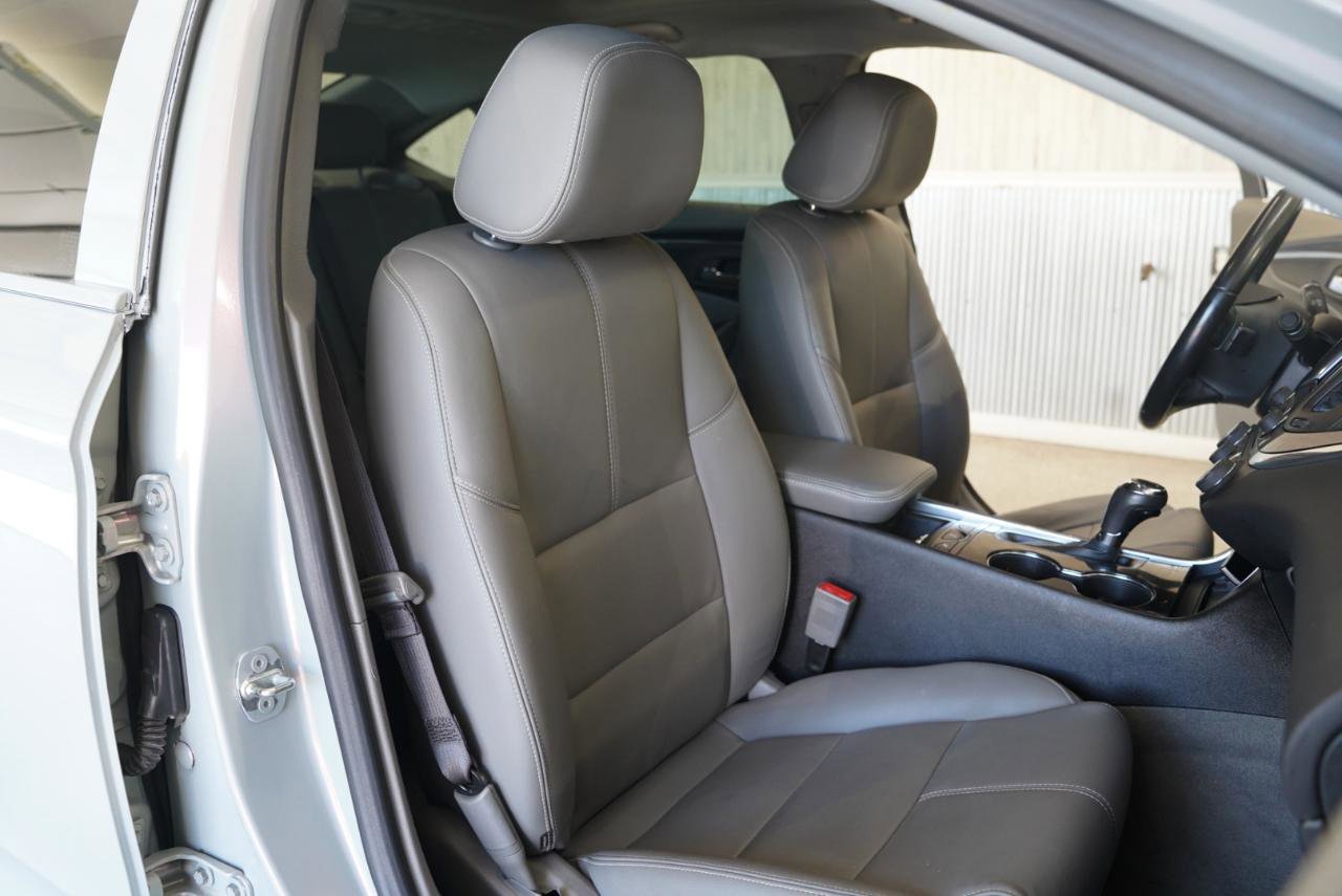 Used 2017 Chevrolet Impala LT w/ Leather Package FWD image 29