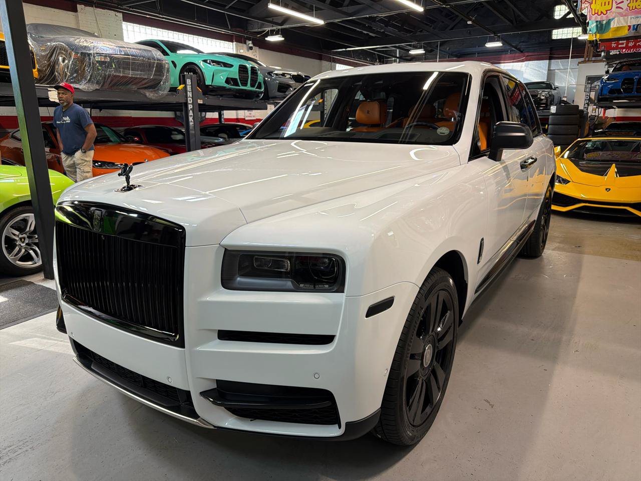 Used 2023 Rolls-Royce Cullinan AWD/4WD image 11