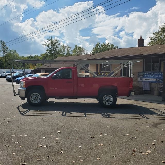 Used 2013 Chevrolet Silverado 3500 W/T RWD image 3