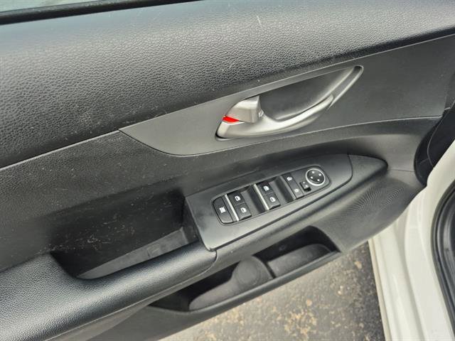 Used 2019 Kia Forte LXS image 20