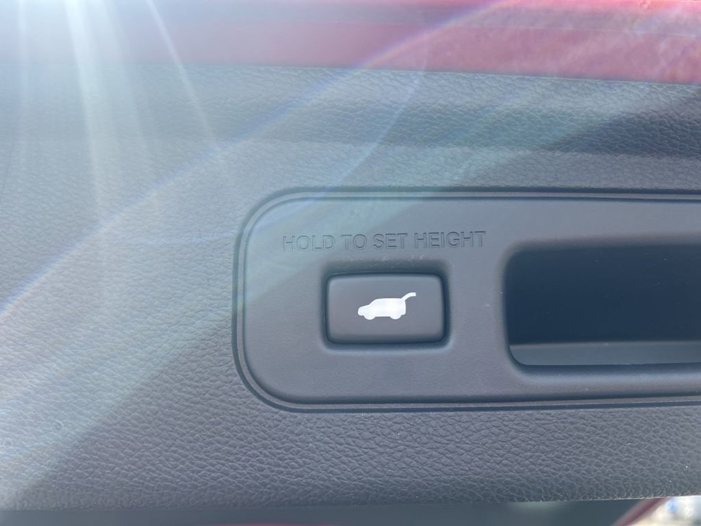Used 2023 Honda Odyssey Touring image 16