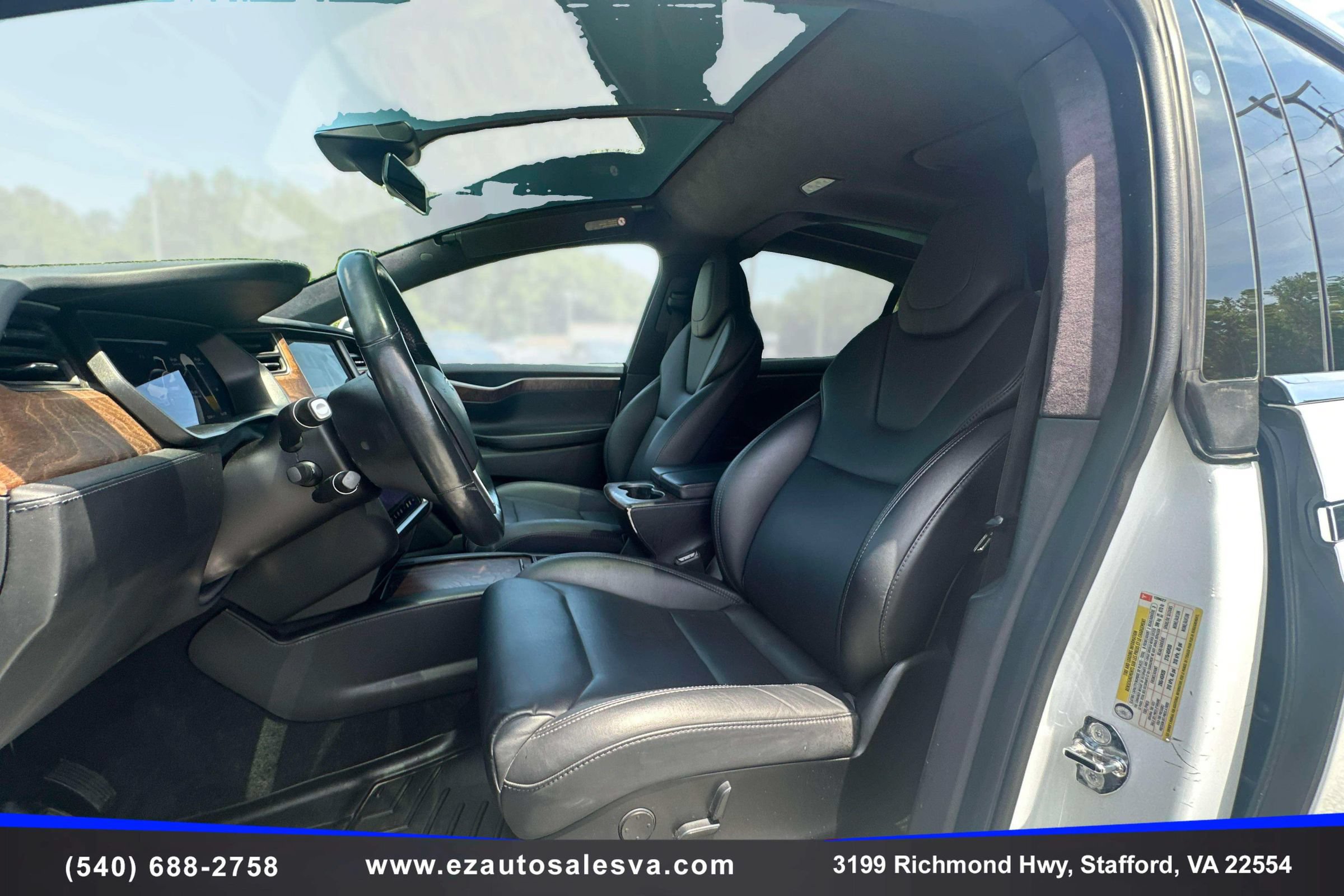 Used 2018 Tesla Model X 75D AWD/4WD image 16