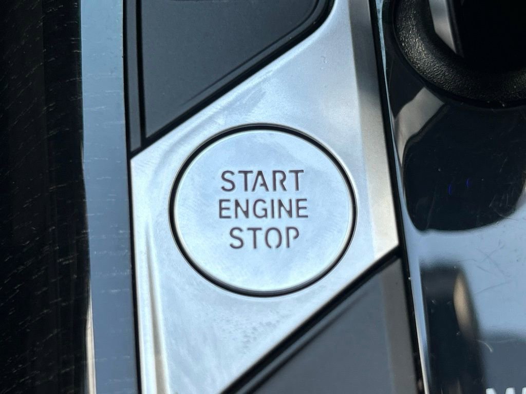 Used 2023 BMW M440i M440i w/ Premium Package image 41