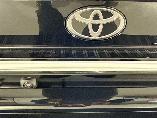 New 2026 Toyota Prius Plug-In Hybrid image 21