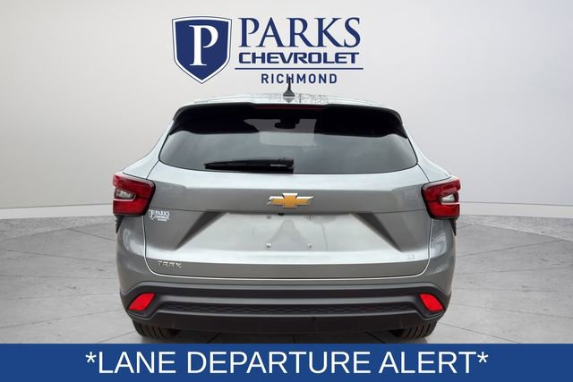 Certified 2024 Chevrolet Trax LS w/ Driver Confidence Package image 7
