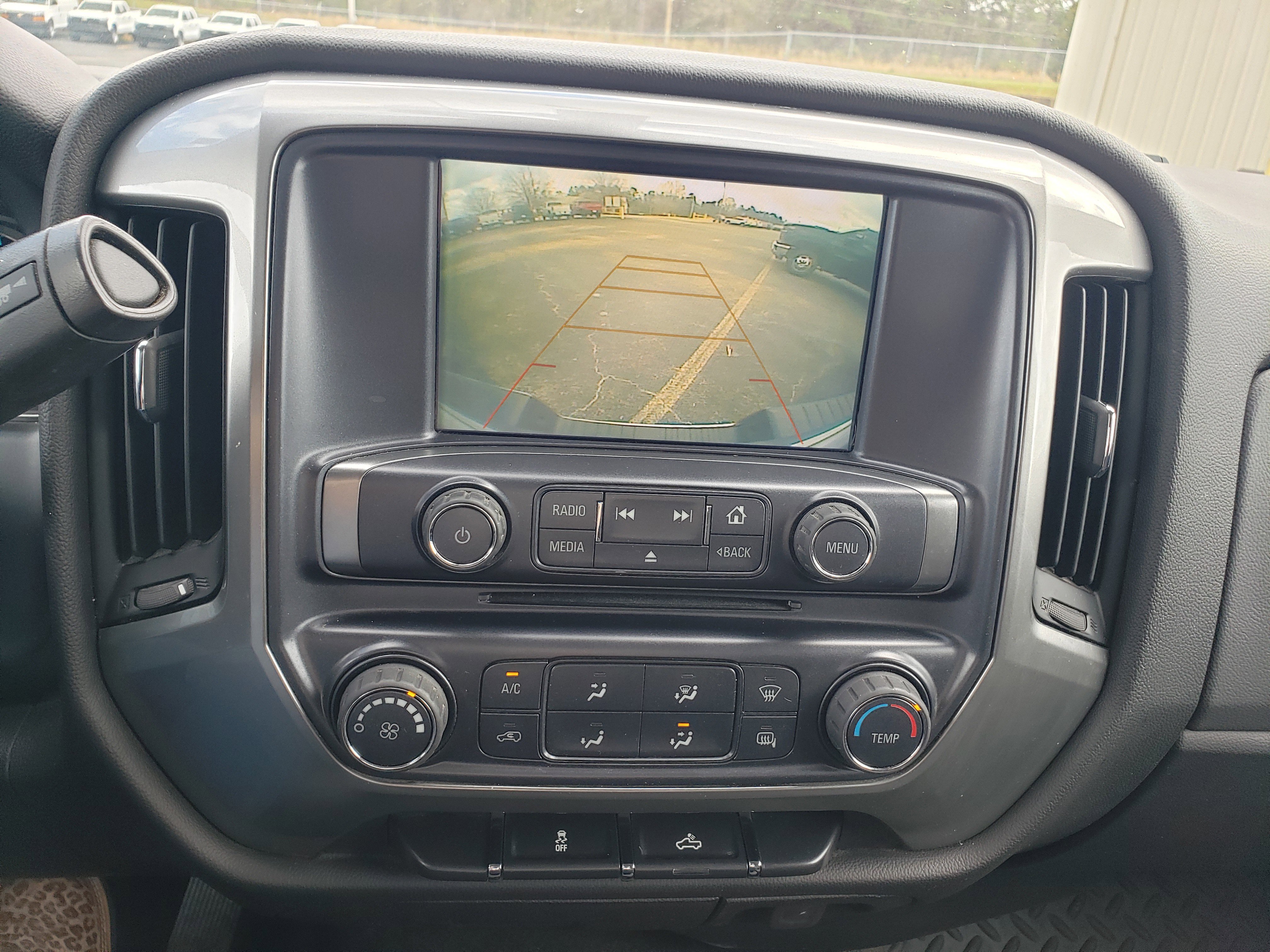 Used 2018 Chevrolet Silverado 1500 LT image 30